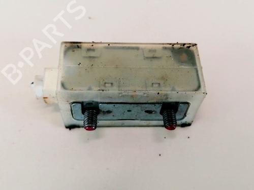 Used Electronic module Electronic module MITSUBISHI OUTLANDER I (CU_W) 2.4 4WD (CU5W) (160 hp) 33065294 33065294
