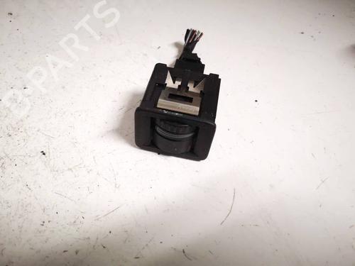 switch-vw-passat-b6-3c2-2005-2006-2007-2008-2009-2010-2011-35165156 main image