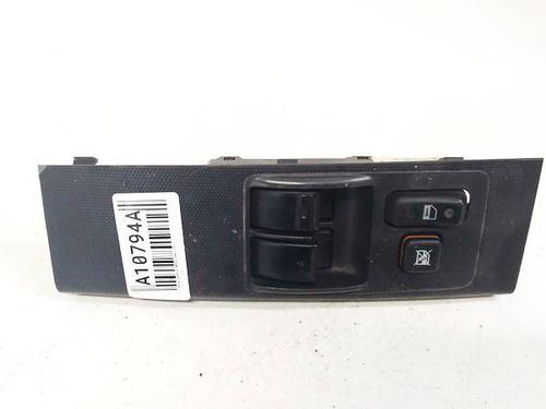 Used Switch Switch TOYOTA COROLLA Verso (ZER_, ZZE12_, R1_) 2.0 D-4D (CUR10_, CUR10R) (116 hp) 32552154 32552154