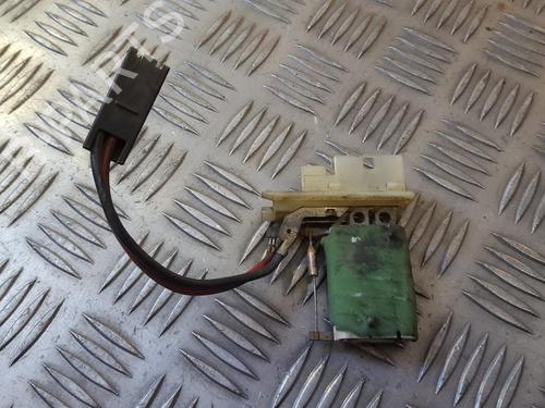 Used Heater resistor Heater resistor OPEL VECTRA B (J96) 1.8 i 16V (F19) (116 hp) 35672453 35672453