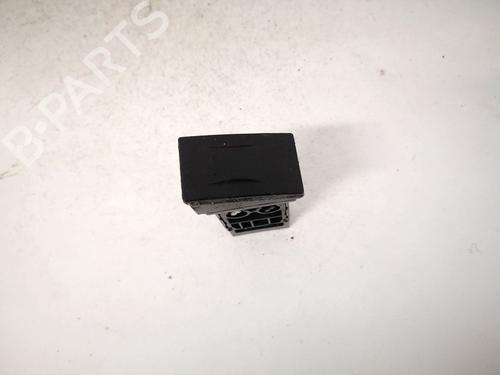 Used Switch Switch HYUNDAI COUPE II (GK) 2.0 GLS (143 hp) 35452597 35452597