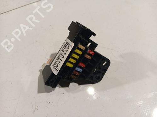 Used Fuse box Fuse box 38006635 38006635