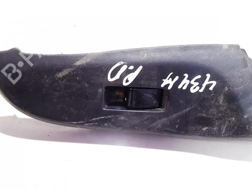 switch-nissan-almera-ii-hatchback-n16-2000-33507286 main image