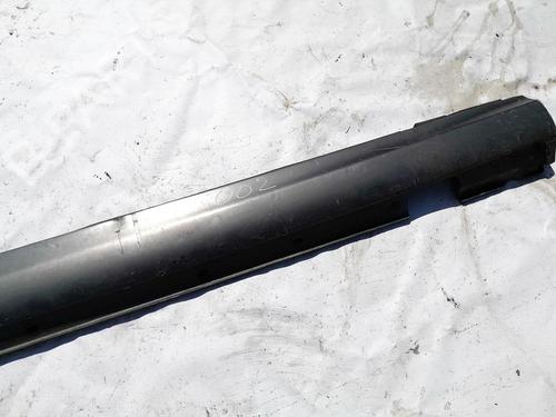Used Right sideskirt Right sideskirt 35426556 35426556