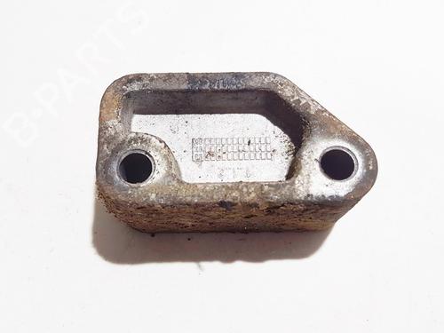 Støtte Støtte RENAULT RAPID Box Body/MPV (F40_, G40_) 1.9 D (F40R) (54 hp) 33061373 33061373