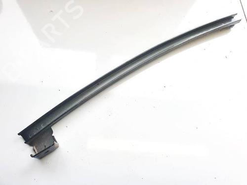 Støtte Støtte TOYOTA YARIS (_P1_) 1.3 (NCP10, SCP12_) (86 hp) 32580965 32580965