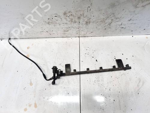 Used Injection rail Injection rail CHEVROLET EPICA (KL1_) 2.0 (144 hp) 35125892 35125892
