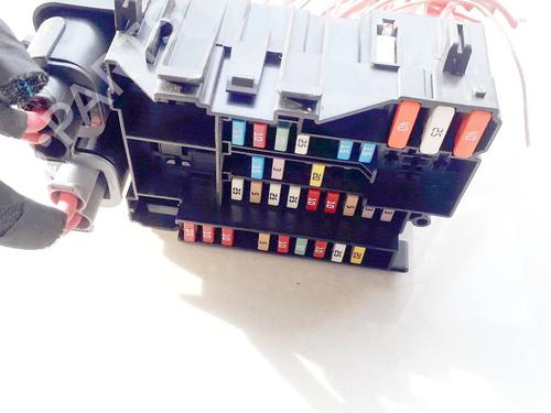Used Fuse box Fuse box RENAULT MEGANE III Hatchback (BZ0/1_, B3_) 1.6 16V (BZ0H) (101 hp) 33529378 33529378