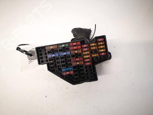 fuse-box-vw-passat-b6-3c2-2005-2006-2007-2008-2009-2010-2011-32945835 main image