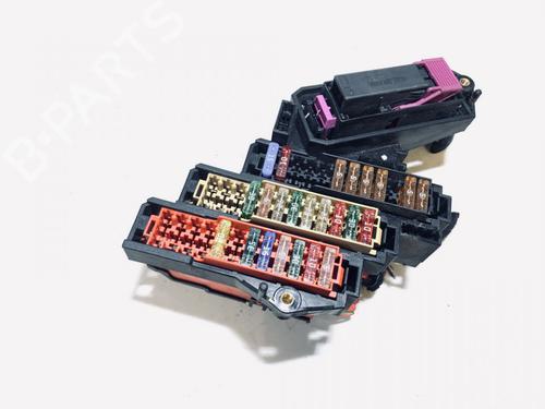 Fuse box AUDI Q7 (4LB) 3.0 TDI quattro | BP33073624E1 - Image 2