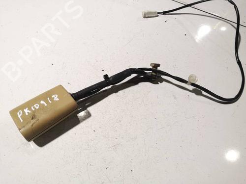 Sikkerhetsbelte-spenne Sikkerhetsbelte-spenne ALFA ROMEO 147 (937_) 1.9 JTDM (937.AXD1A, 937.AXV1A, 937.BXB1A) (115 hp) 36688984 36688984