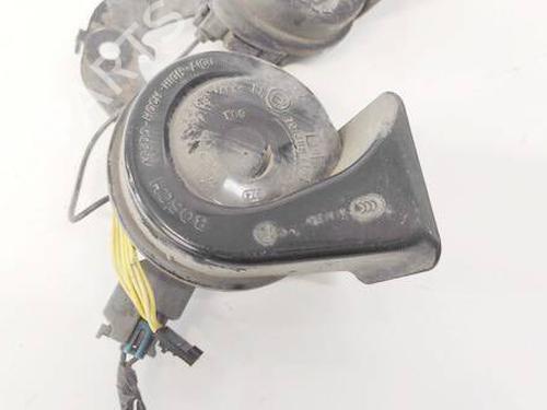 horn-dodge-journey-2008-35309988 main image