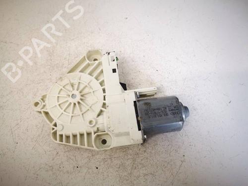 Used Left rear window motor Left rear window motor AUDI Q3 (8UB, 8UG) 1.4 TFSi Flex (150 hp) 39939061 39939061