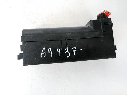 Used Fuse box Fuse box VW GOLF PLUS V (5M1, 521) 1.6 FSI (115 hp) 32956487 32956487