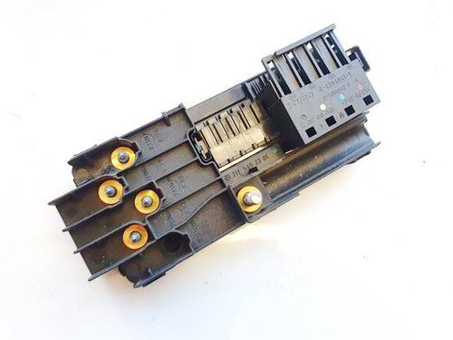 Fuse box MERCEDES-BENZ CLS (C219) CLS 320 CDI (219.322) | BP32945167E1 - Image 3