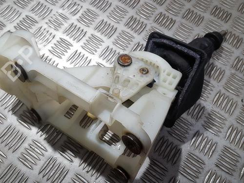 Palanca de cambios Palanca de cambios TOYOTA RAV 4 III (_A3_) 2.2 D 4WD (ALA30_, ALA30R) (136 hp) 35708830 35708830