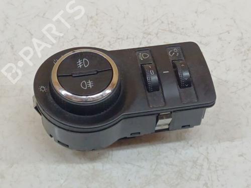 Used Switch Switch OPEL INSIGNIA A (G09) 2.0 CDTI (68) (160 hp) 36690347 36690347