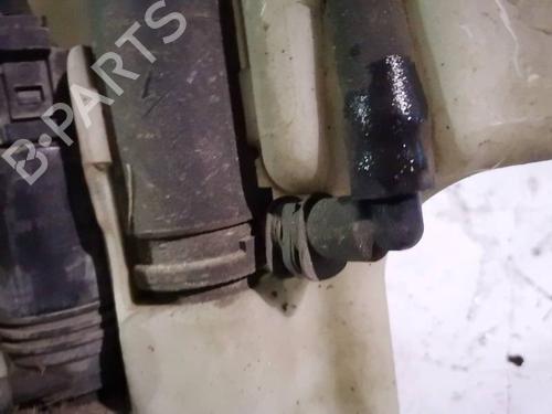 Washer pump BMW 7 (E65, E66, E67) 735 i | BP35287636E24 - Image 3