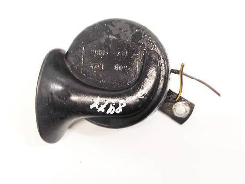 horn-skoda-fabia-i-6y2-1999-2000-2001-2002-2003-2004-2005-2006-2007-2008-35303689 main image