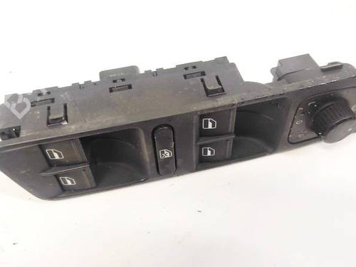 Used Switch VW TIGUAN (5N_) 1.4 TSI (150 hp) 32935831