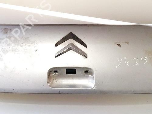tailgate-trim-citroen-c4-i-lc_-2004-2005-2006-2007-2008-2009-2010-2011-2012-2013-2014-35582483 main image