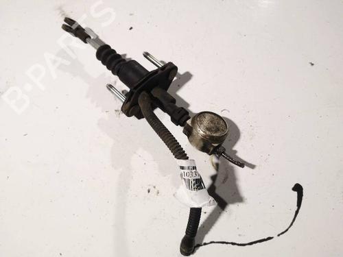 Used Clutch slave cylinder Clutch slave cylinder 35030599 35030599