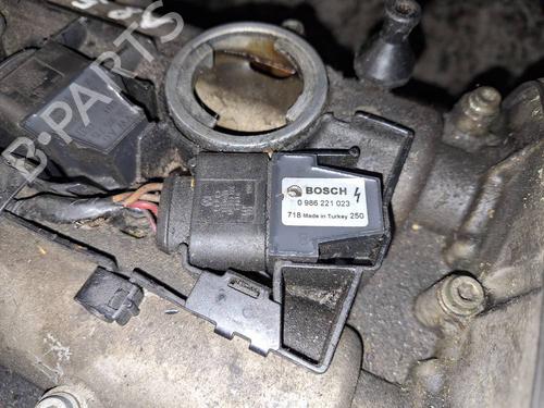 Used Ignition coil Ignition coil VW GOLF PLUS V (5M1, 521) 1.4 16V (75 hp) 35124208 35124208