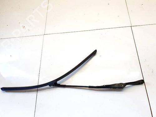 Used Front windshield wiper arm Front windshield wiper arm 32575996 32575996