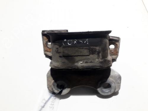 Used Engine mount Engine mount OPEL CORSA C (X01) 1.2 Twinport (F08, F68) (80 hp) 33103478 33103478