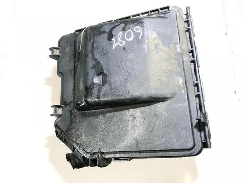 Used Fuse box Fuse box VOLVO S40 I (644) 1.9 TD (90 hp) 33064716 33064716