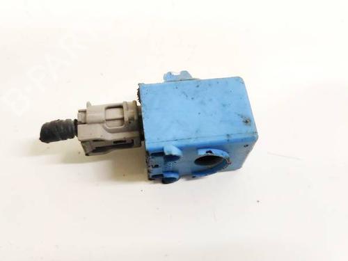 other-toyota-auris-_e15_-2006-2007-2008-2009-2010-2011-2012-2013-32963171 main image