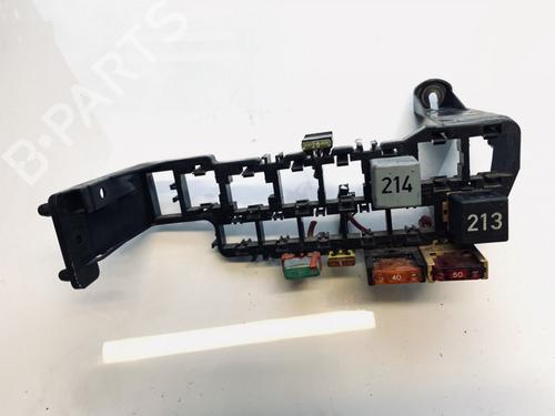fuse-box-vw-passat-b5-variant-3b5-1997-1998-1999-2000-2001-33090144 main image