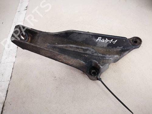 Used Support Support BMW 5 (E39) 525 tds (143 hp) 32922933 32922933