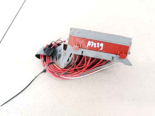 Used Fuse box Fuse box VOLVO S60 I (384) 2.4 (140 hp) 32882086 32882086