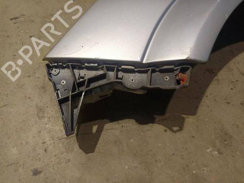 Used Front bumper bracket Front bumper bracket 35003223 35003223