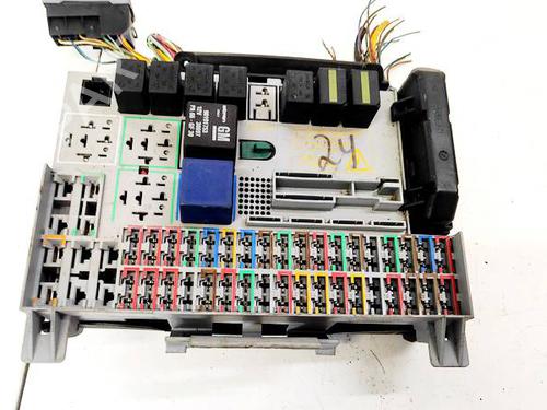 Used Fuse box Fuse box OPEL ASTRA G Saloon (T98) 1.4 (F69) (90 hp) 32943663 32943663