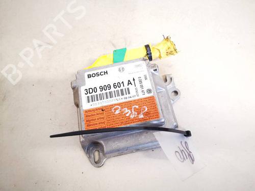 Used ECU airbags ECU airbags VW PHAETON (3D1, 3D2, 3D3, 3D4, 3D6, 3D7, 3D8, 3D9) 3.2 V6 (241 hp) 32936679 32936679