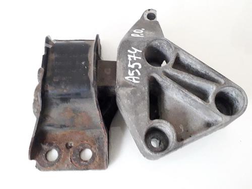 Used Engine mount Engine mount RENAULT MEGANE II (BM0/1_, CM0/1_) 1.5 dCi (BM0F, BM0T, BM2B, CM0F, CM0T) (82 hp) 33529403 33529403