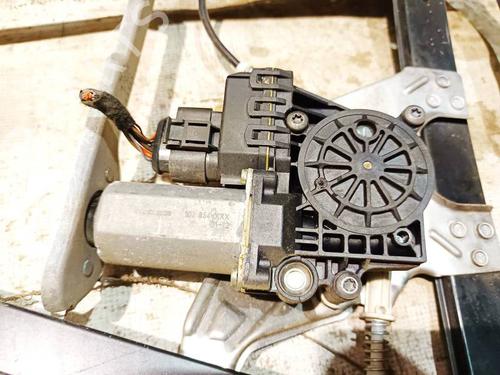 Used Right front window motor Right front window motor 34930533 34930533