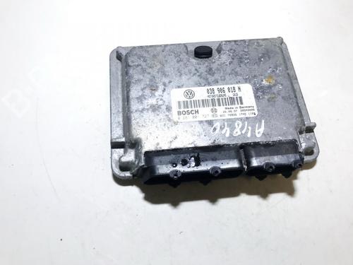 engine-control-unit-ecu-vw-passat-b5-variant-3b5-1997-1998-1999-2000-2001-33512323 main image