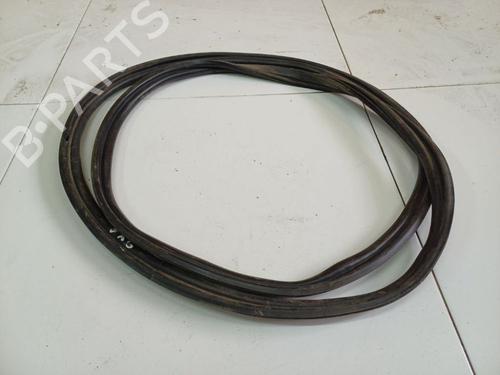 Gummiliste Gummiliste SEAT LEON (1P1) 1.6 (102 hp) 34925360 34925360
