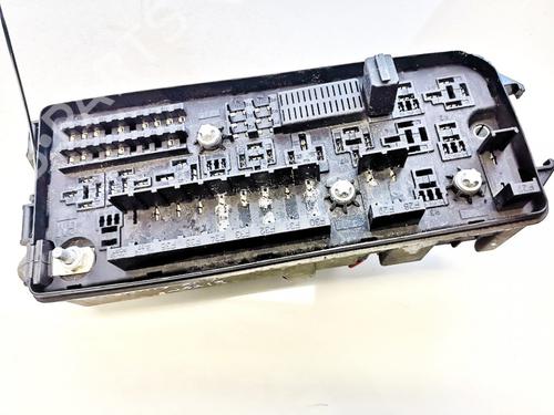 Used Fuse box Fuse box SAAB 9-3 (YS3F, E79, D79, D75) 2.0 t (175 hp) 33108323 33108323