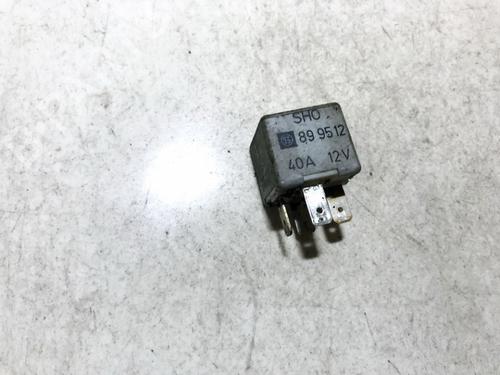Used Electronic sensor Electronic sensor AUDI 80 B3 Saloon (893, 894, 8A2) 1.8 S (90 hp) 33516400 33516400