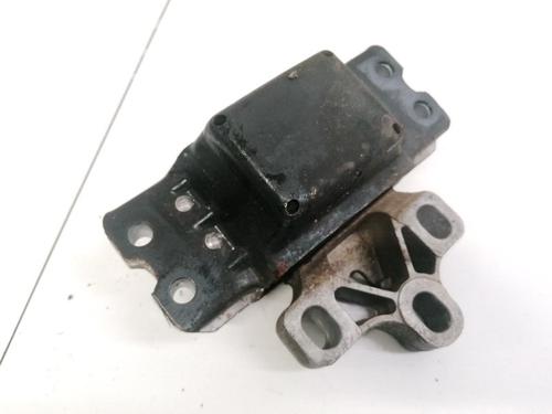 engine-mount-vw-passat-b6-3c2-2005-2006-2007-2008-2009-2010-2011-32895853 main image