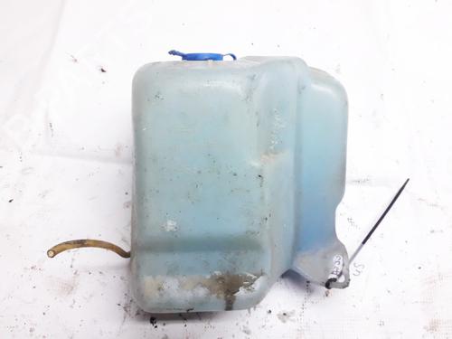Used Windscreen washer tank Windscreen washer tank VW JETTA II (19E, 1G2, 165) 1.8 (90 hp) 35881649 35881649