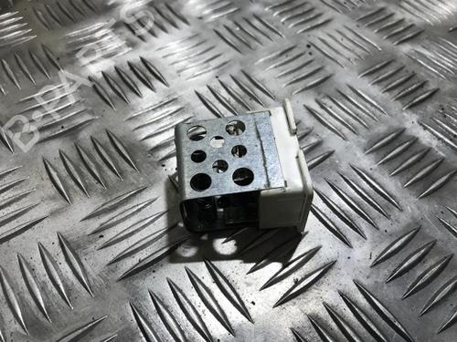 heater-resistor-opel-zafira-a-mpv-t98-1999-2000-2001-2002-2003-2004-2005-2006-35669710 main image