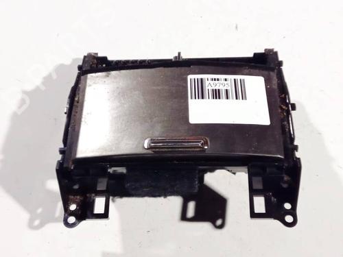 Used Ashtray Ashtray LEXUS IS II (_E2_) 220d (ALE20) (177 hp) 35147857 35147857