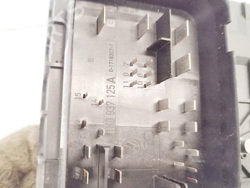 Fuse box SEAT LEON (1P1) 1.9 TDI | BP36959553E1 - Image 3