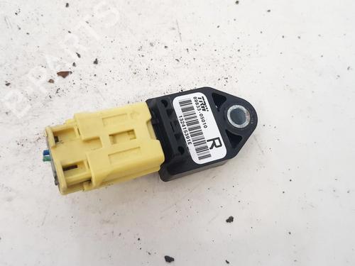 Used Electronic module Electronic module TOYOTA AVENSIS (_T25_) 2.0 D-4D (CDT250_, CDT250R) (116 hp) 32881061 32881061