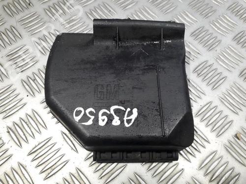 Used Fuse box Fuse box OPEL OMEGA B (V94) 3.0 V6 (F69, M69, P69) (211 hp) 33502590 33502590